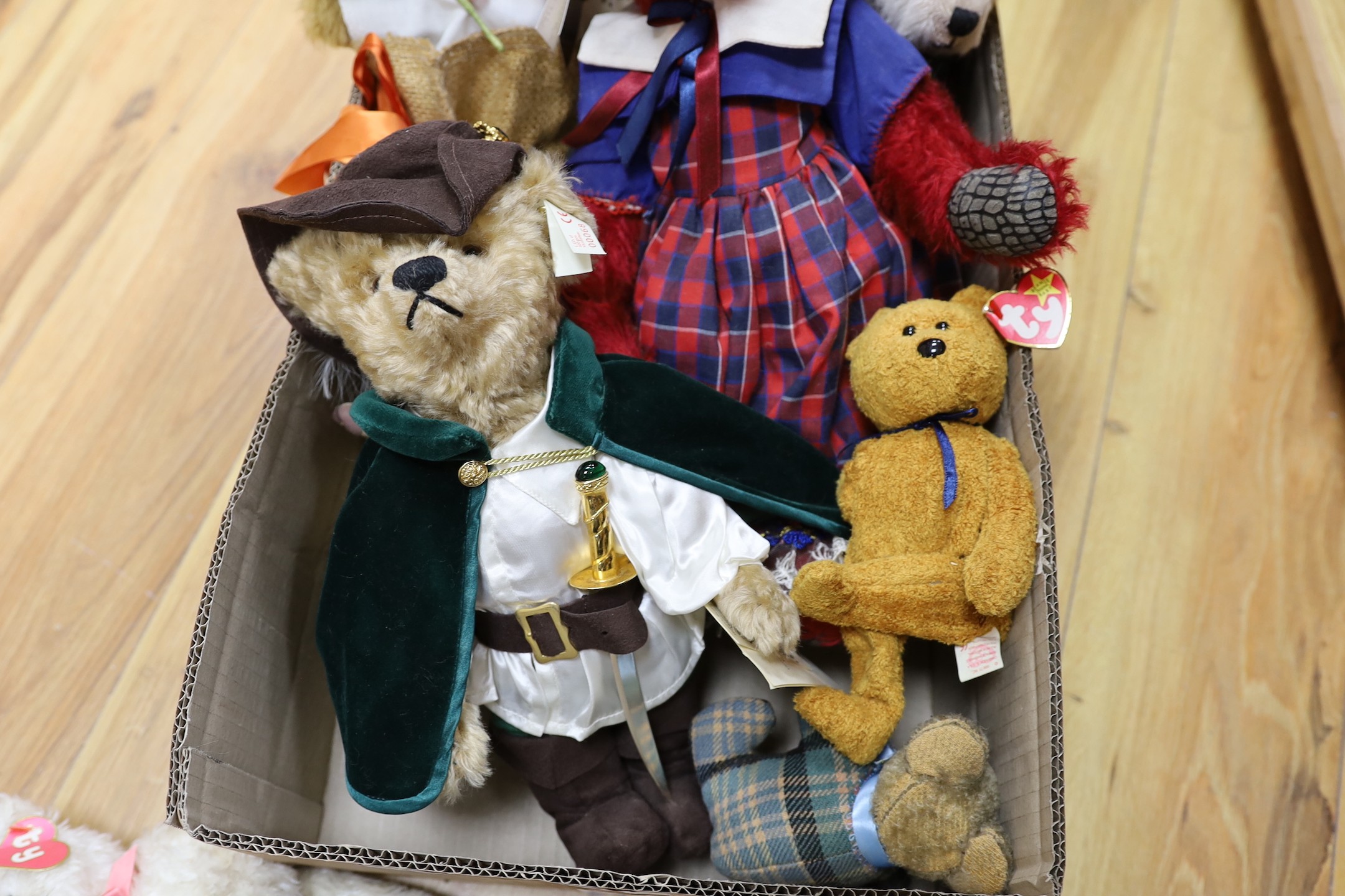 Eleven assorted modern limited edition bears and others including limited edition Steiff Buccaneer